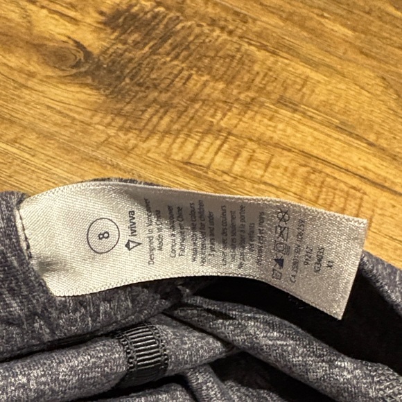 Ivivva by lululemon Four Count Shrug Wrap Hoodie - Picture 3 of 7